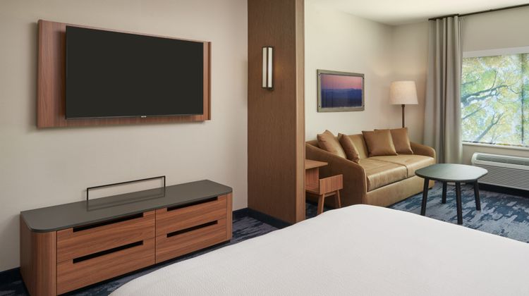 Fairfield Inn-Suites Hardeeville I-95 N Suite