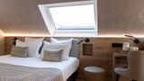 Hotel Theoreme Room