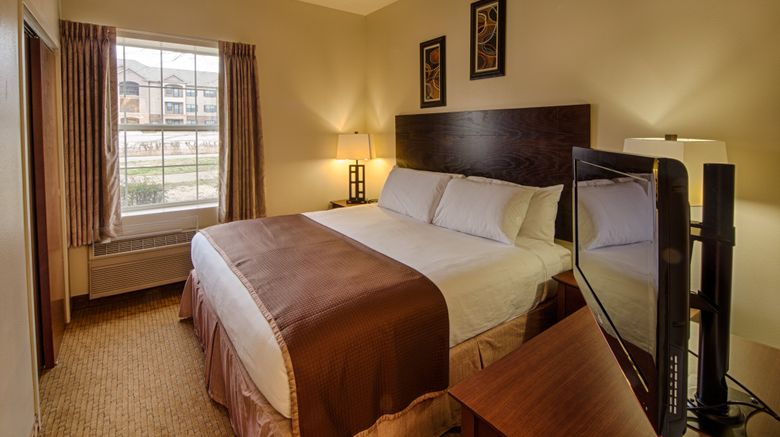 <b>Landmark Inn Suite</b>. Images powered by <a href="https://www.leonardoworldwide.com/" title="Leonardo Worldwide" target="_blank">Leonardo</a>.