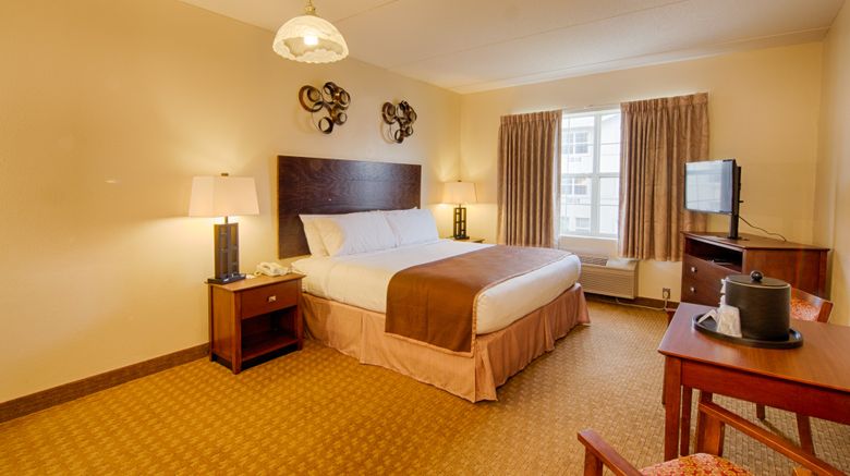 <b>Landmark Inn Suite</b>. Images powered by <a href="https://www.leonardoworldwide.com/" title="Leonardo Worldwide" target="_blank">Leonardo</a>.