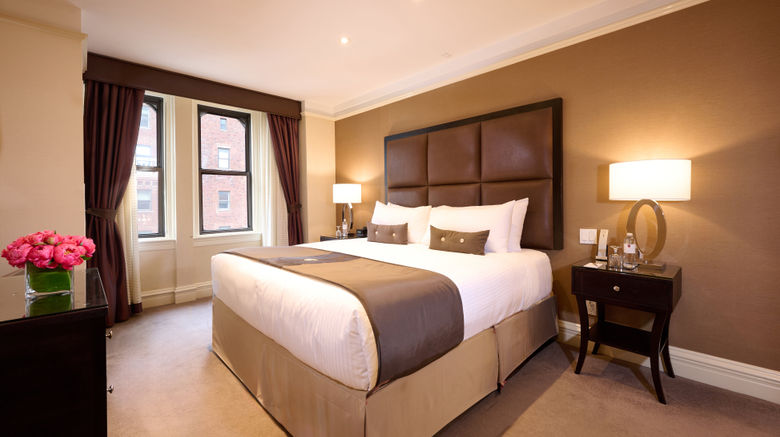 <b>Fitzpatrick Manhattan Hotel Suite</b>. Images powered by <a href="https://www.leonardoworldwide.com/" title="Leonardo Worldwide" target="_blank">Leonardo</a>.
