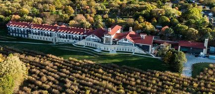 Lied Lodge & Conference Center Exterior