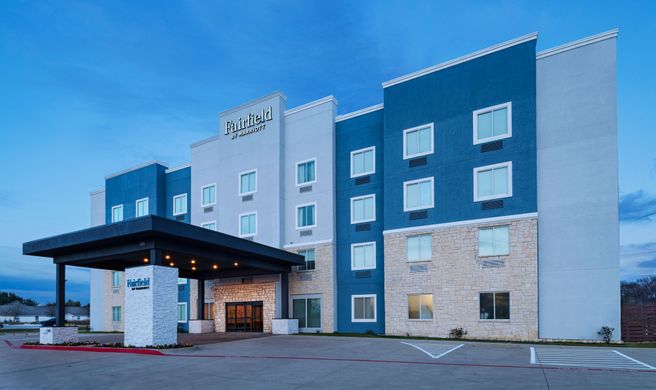 Fairfield Inn & Suites Hillsboro Exterior