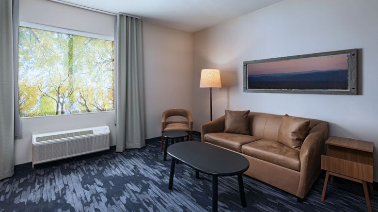 <b>Fairfield Inn & Suites Hillsboro Suite</b>. Images powered by <a href="https://www.leonardoworldwide.com/" title="Leonardo Worldwide" target="_blank">Leonardo</a>.