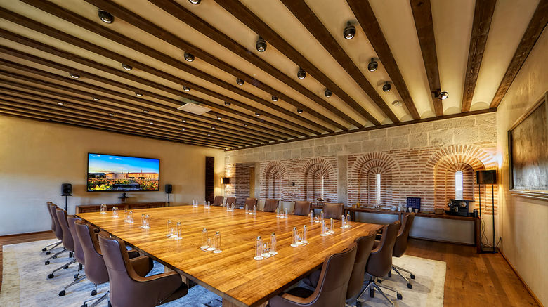 <b>Abadia Retuerta Le Domaine Meeting</b>. Images powered by <a href="https://www.leonardoworldwide.com/" title="Leonardo Worldwide" target="_blank">Leonardo</a>.
