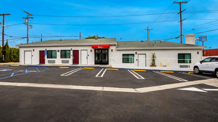 Red Roof Inn Los Angeles-Wilmington, CA Exterior