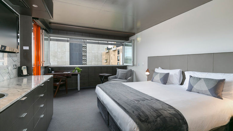 <b>The Soho Hotel Room</b>. Images powered by <a href="https://www.leonardoworldwide.com/" title="Leonardo Worldwide" target="_blank">Leonardo</a>.