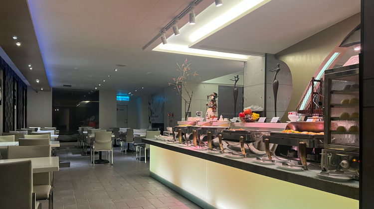 Forward Hotel Taipei Restaurant