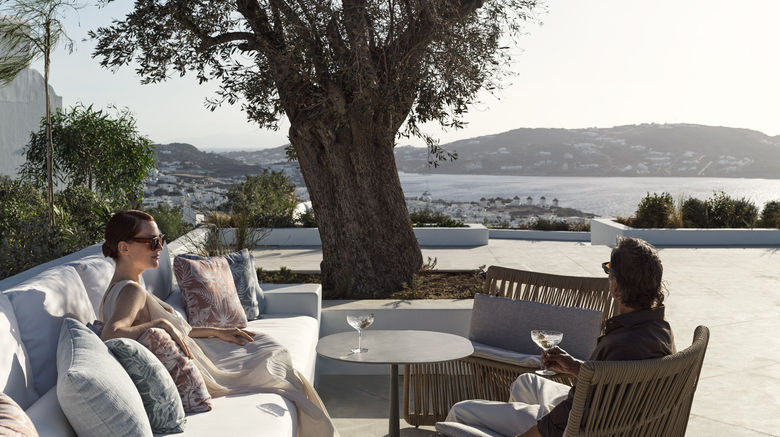 <b>DEOS Mykonos Hotel Restaurant</b>. Images powered by <a href="https://www.leonardoworldwide.com/" title="Leonardo Worldwide" target="_blank">Leonardo</a>.