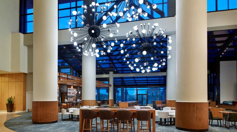 <b>Orlando World Center Marriott Lobby</b>. Images powered by <a href="https://www.leonardoworldwide.com/" title="Leonardo Worldwide" target="_blank">Leonardo</a>.