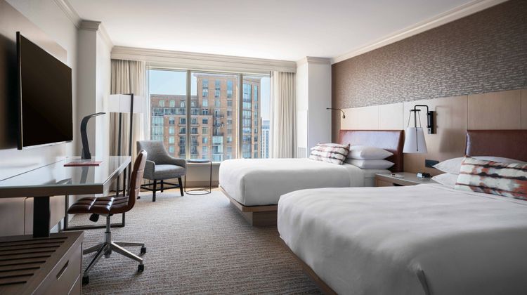 Baltimore Marriott Waterfront Room