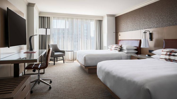 Baltimore Marriott Waterfront Room