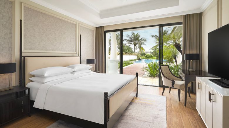 <b>Danang Marriott Resort & Spa, Non Nuoc Pool</b>. Images powered by <a href="https://www.leonardoworldwide.com/" title="Leonardo Worldwide" target="_blank">Leonardo</a>.