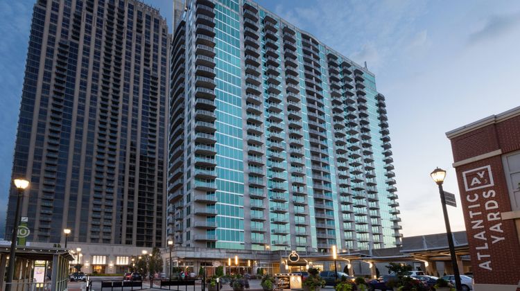 Twelve Midtown, Autograph Collection Exterior