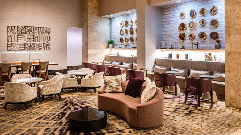 <b>The Westin Chicago Lombard Lobby</b>. Images powered by <a href="https://www.leonardoworldwide.com/" title="Leonardo Worldwide" target="_blank">Leonardo</a>.