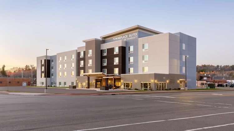 TownePlace Suites Iron Mountain Exterior