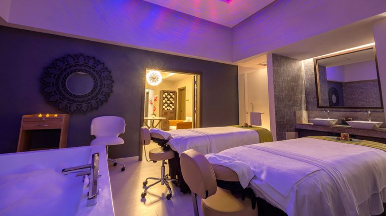 <b>Hideaway at Royalton Blue Waters Spa</b>. Images powered by <a href="https://www.leonardoworldwide.com/" title="Leonardo Worldwide" target="_blank">Leonardo</a>.