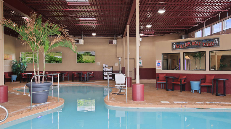 <b>The Resort at Lake of the Ozarks Pool</b>. Images powered by <a href="https://www.leonardoworldwide.com/" title="Leonardo Worldwide" target="_blank">Leonardo</a>.