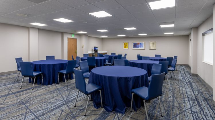 Holiday Inn Express Ballroom