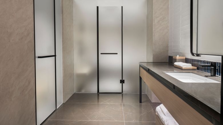 <b>Four Points Yangjiang City Center Room</b>. Images powered by <a href="https://www.leonardoworldwide.com/" title="Leonardo Worldwide" target="_blank">Leonardo</a>.