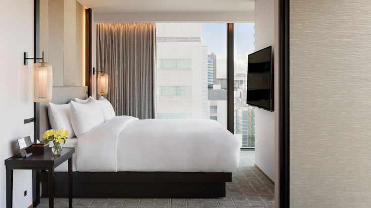 Tiad, Autograph Collection Suite