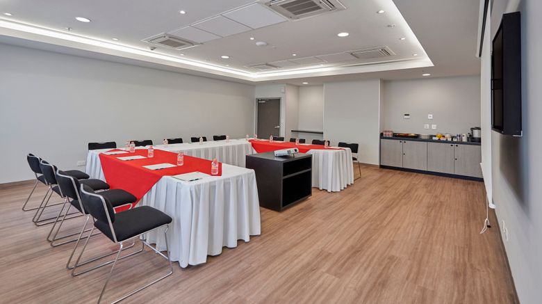 <b>City Express Junior by Marriott Airport Meeting</b>. Images powered by <a href="https://www.leonardoworldwide.com/" title="Leonardo Worldwide" target="_blank">Leonardo</a>.
