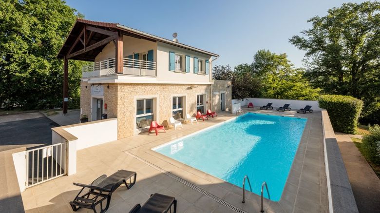 <b>Hotel Garden & City Lyon Lissieu Pool</b>. Images powered by <a href="https://www.leonardoworldwide.com/" title="Leonardo Worldwide" target="_blank">Leonardo</a>.