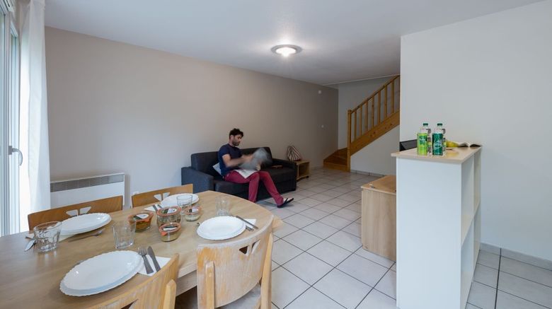 <b>Hotel Garden & City Lyon Lissieu Room</b>. Images powered by <a href="https://www.leonardoworldwide.com/" title="Leonardo Worldwide" target="_blank">Leonardo</a>.