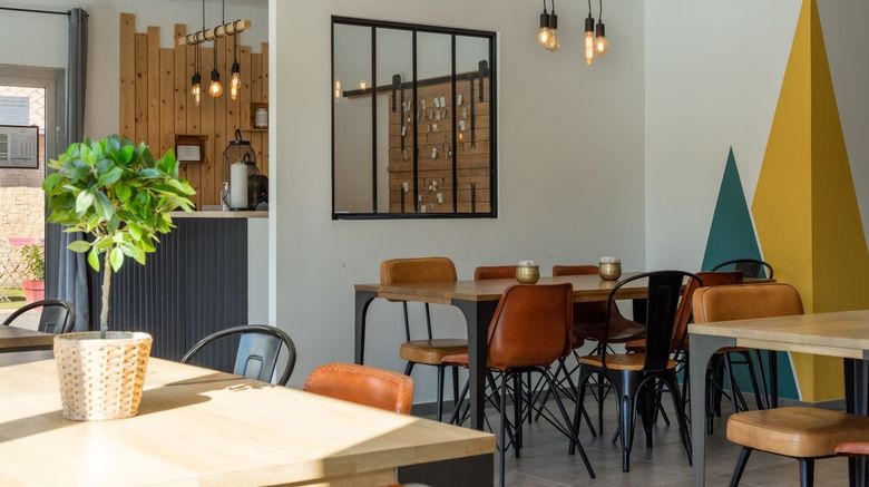 <b>Hotel Garden & City Lyon Lissieu Restaurant</b>. Images powered by <a href="https://www.leonardoworldwide.com/" title="Leonardo Worldwide" target="_blank">Leonardo</a>.