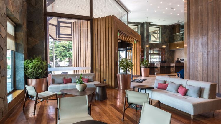 Courtyard Puerto Montt Lobby
