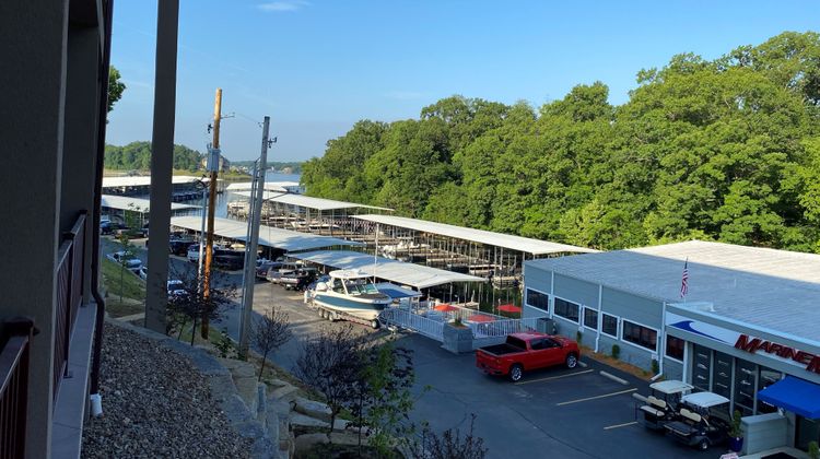 The Resort at Lake of the Ozarks Room