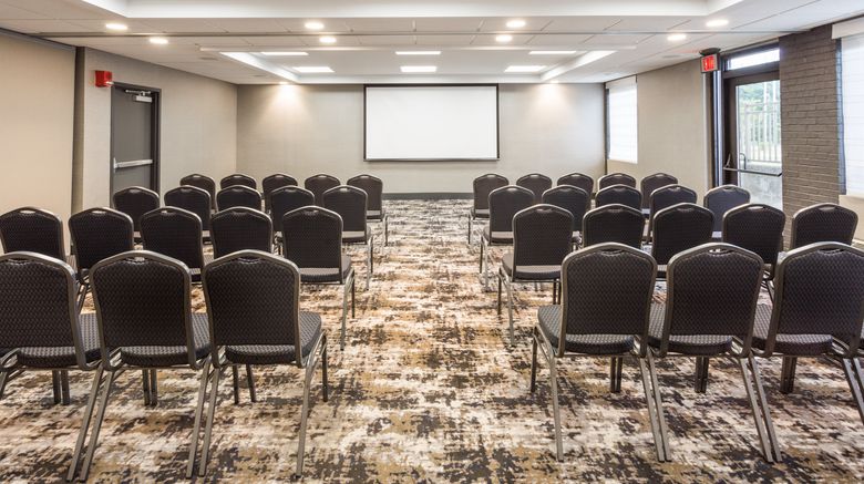 <b>Candlewood Suites Roanoke Airport Meeting</b>. Images powered by <a href="https://www.leonardoworldwide.com/" title="Leonardo Worldwide" target="_blank">Leonardo</a>.