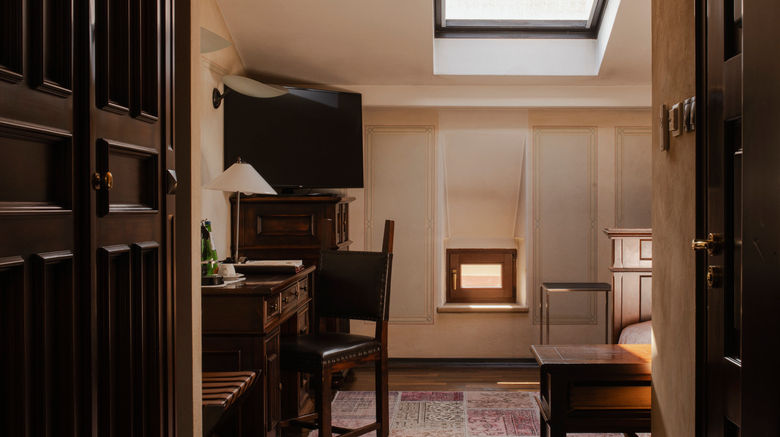 <b>Hotel Copernicus Room</b>. Images powered by <a href="https://www.leonardoworldwide.com/" title="Leonardo Worldwide" target="_blank">Leonardo</a>.