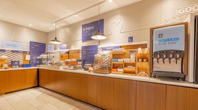 Holiday Inn Express Hotel & Suites Restaurant