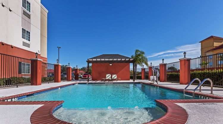 Candlewood Suites Deer Park Pool