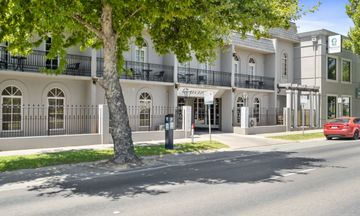 Sherbourne Terrace Hotel
