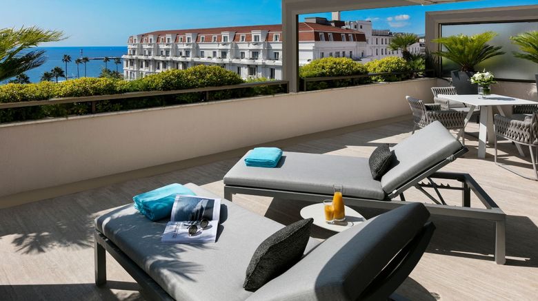 <b>Hotel Barriere Le Gray d'Albion Suite</b>. Images powered by <a href="https://www.leonardoworldwide.com/" title="Leonardo Worldwide" target="_blank">Leonardo</a>.