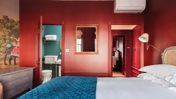 Portobello Hotel Room
