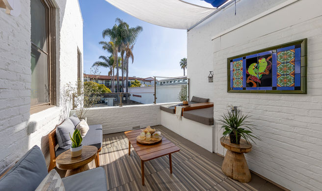 Riviera Beach House Exterior