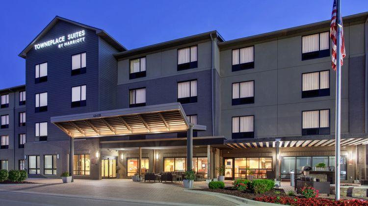 TownePlace Suites Detroit Belleville Exterior