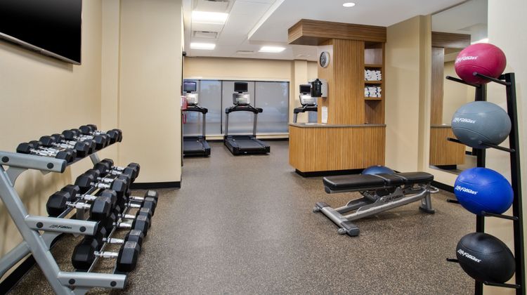 TownePlace Suites Detroit Belleville Recreation