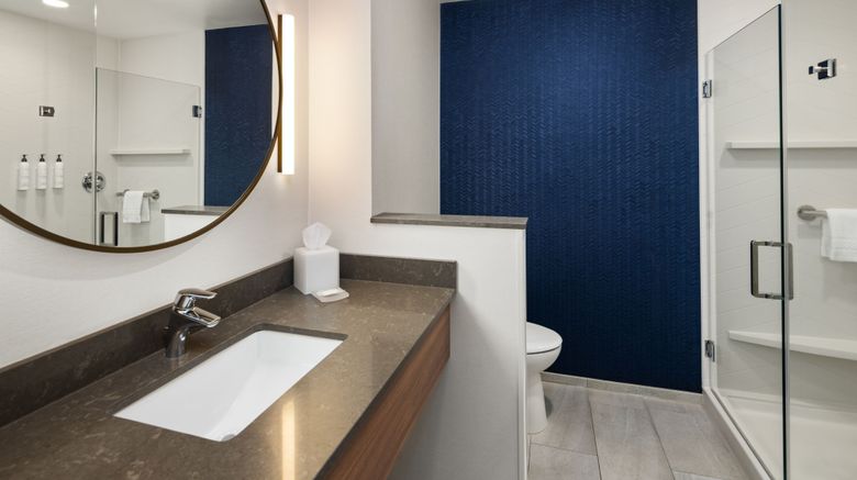 <b>Fairfield Inn & Suites by Marriott Room</b>. Images powered by <a href="https://www.leonardoworldwide.com/" title="Leonardo Worldwide" target="_blank">Leonardo</a>.