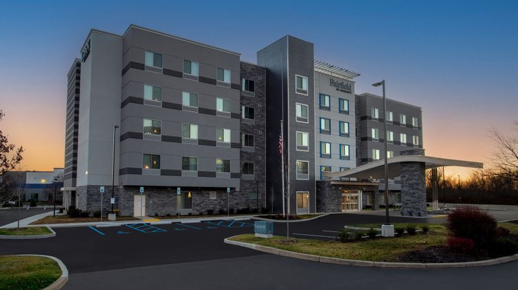 Fairfield Inn And Suites Plainfield Exterior