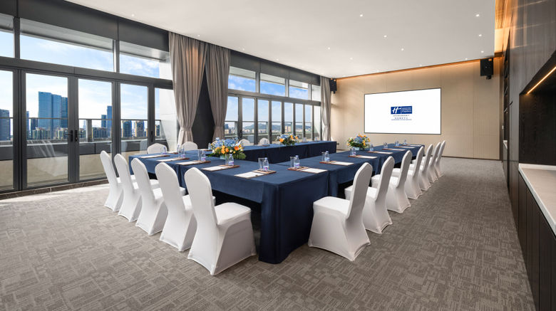 <b>Holiday Inn Express Futian Center Meeting</b>. Images powered by <a href="https://www.leonardoworldwide.com/" title="Leonardo Worldwide" target="_blank">Leonardo</a>.