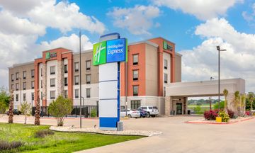 Holiday Inn Express Hillsboro I-35