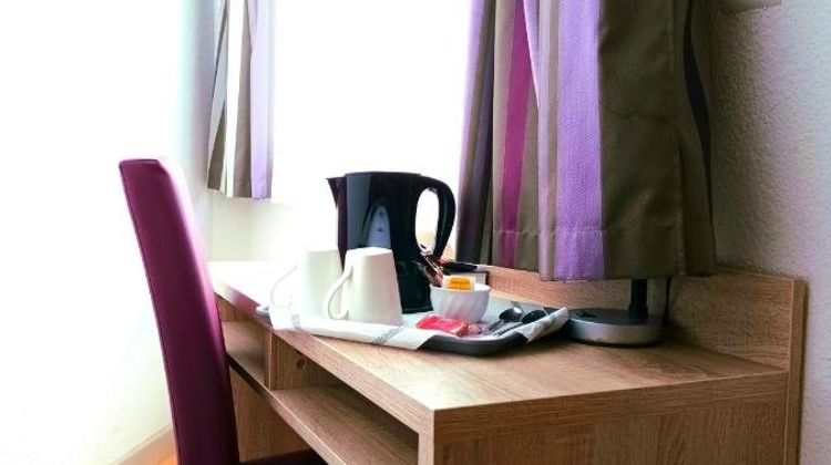 Hotel Jeanne d'Arc Room