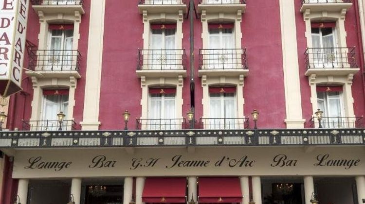 Hotel Jeanne d'Arc Exterior