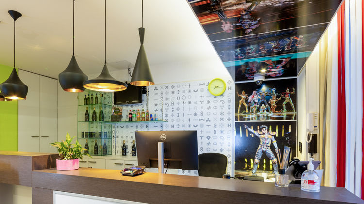 B&B Hotel Bochum-Hbf Lobby