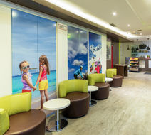 B&B Hotel Bochum-Hbf Lobby