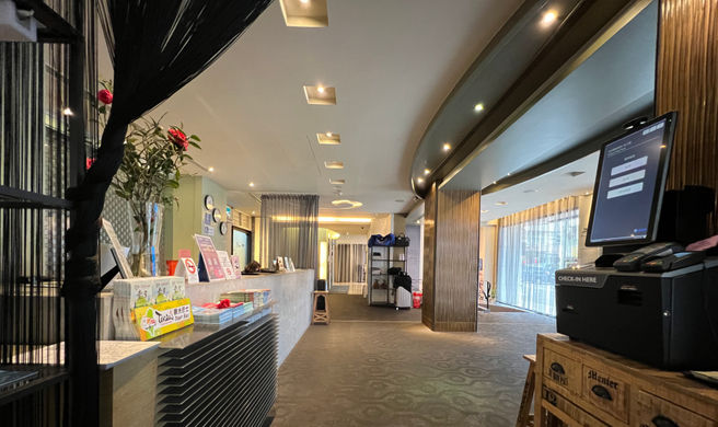 Forward Hotel Taipei Exterior